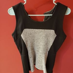 Maurices Sleeveless Blouse, Size Medium